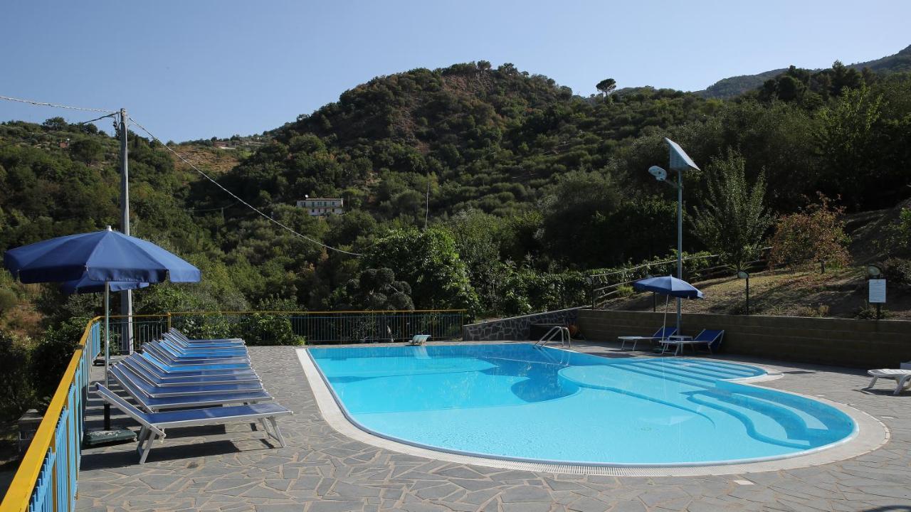 Turismo Rurale Il Sole Villa Sant'Angelo di Brolo Kültér fotó