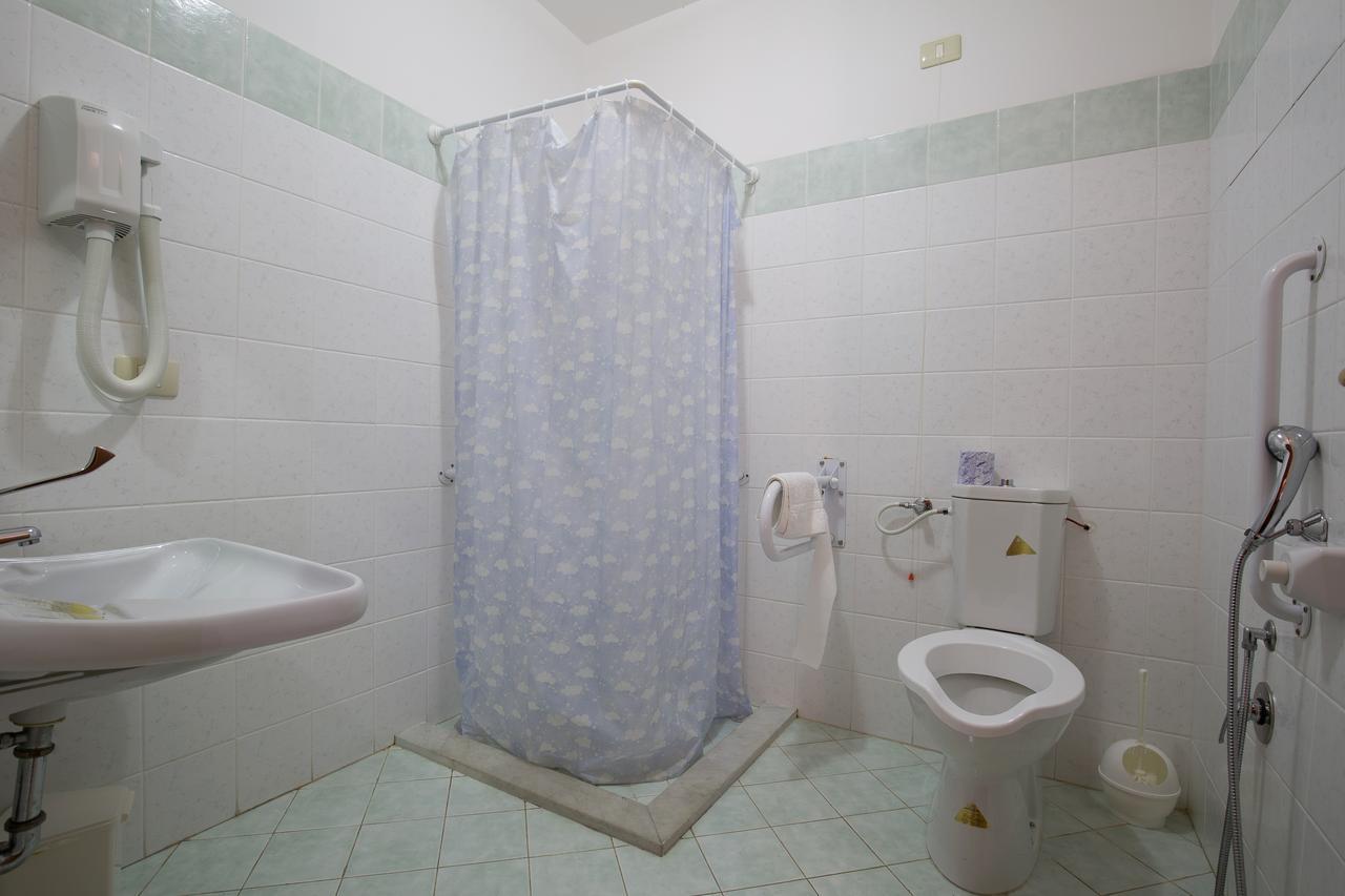 Turismo Rurale Il Sole Villa Sant'Angelo di Brolo Szoba fotó