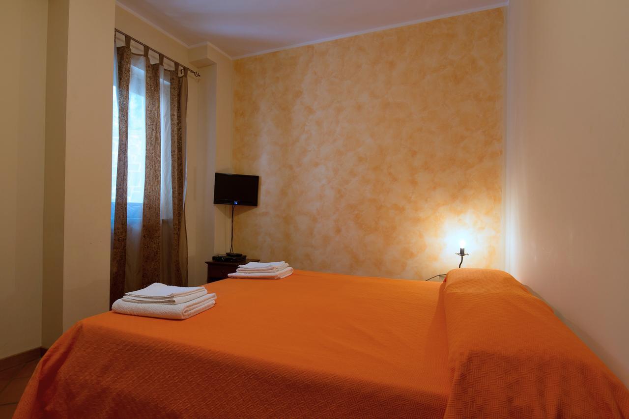 Turismo Rurale Il Sole Villa Sant'Angelo di Brolo Szoba fotó